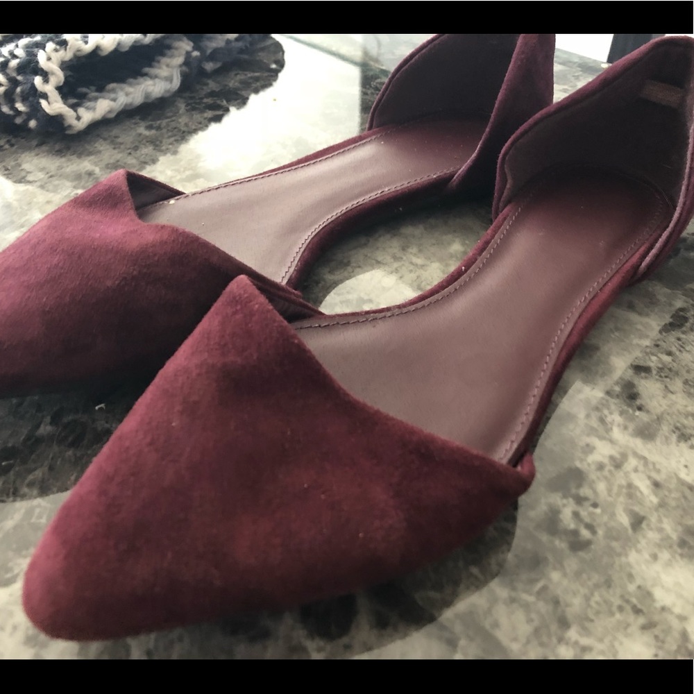 Urban outfitters suede shoe in burgundy NWOT